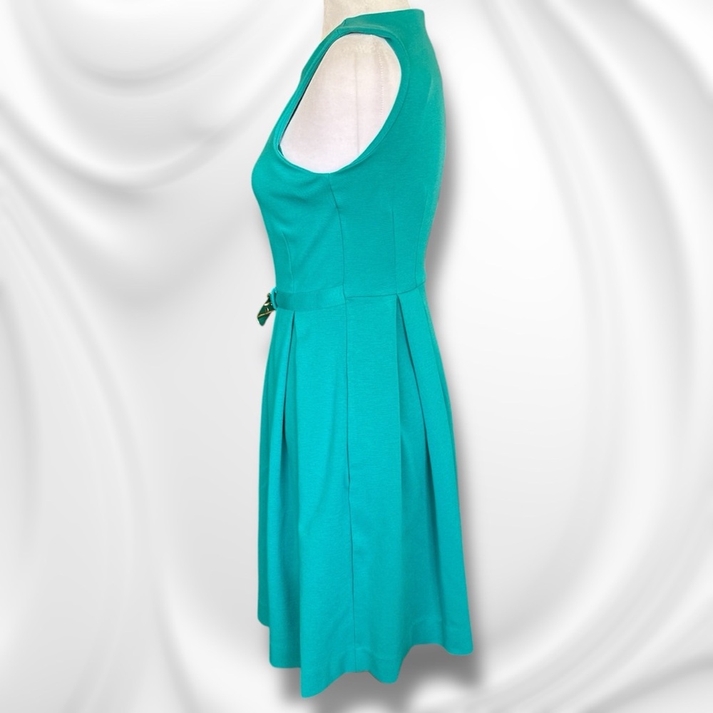 Jennifer Lopez Teal Sleeveless Dress With Pockets and Buckle - Picture 5 of 13